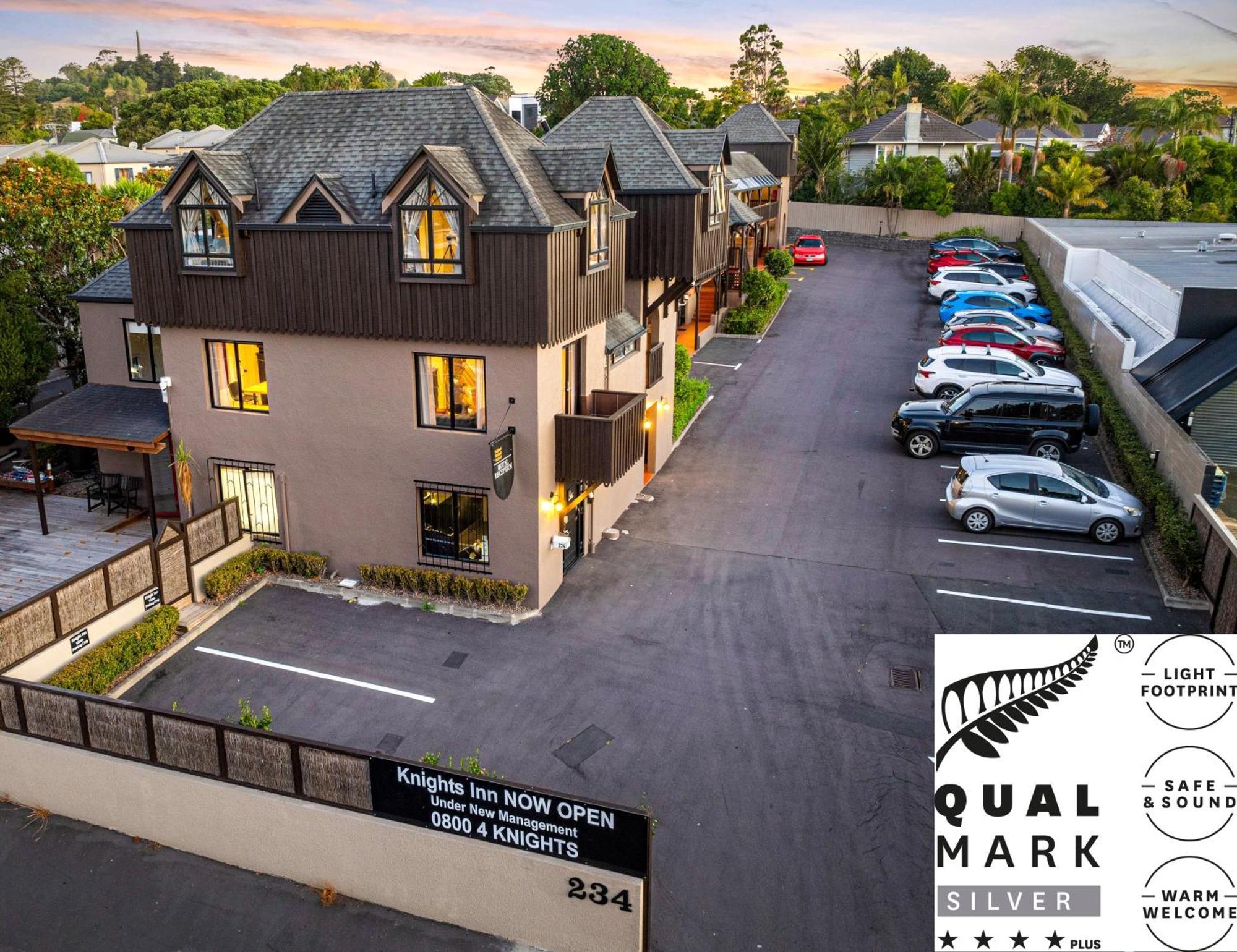 Knights Inn Auckland Exteriör bild